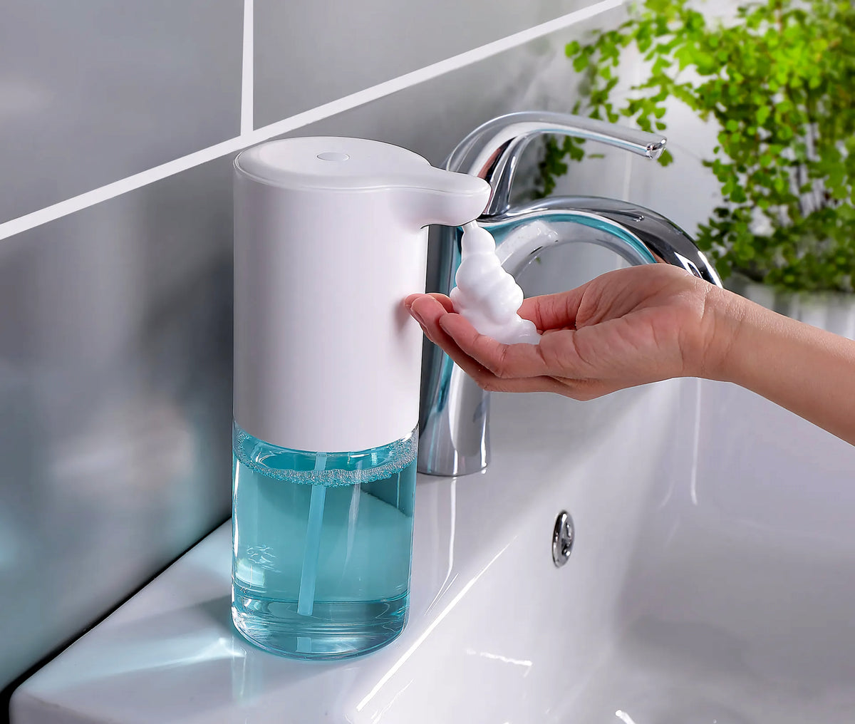 Distributeur de Savon Automatique – Hygiène Sans Contact