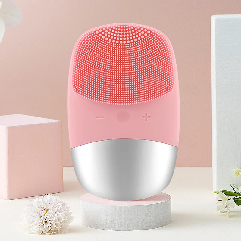 Brosse Nettoyante Visage en Silicone – Une Peau Nette en Douceur