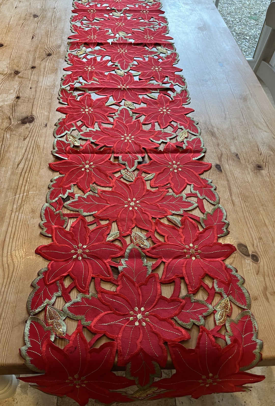 Chemin de Table de Noël – Une Table de Fêtes